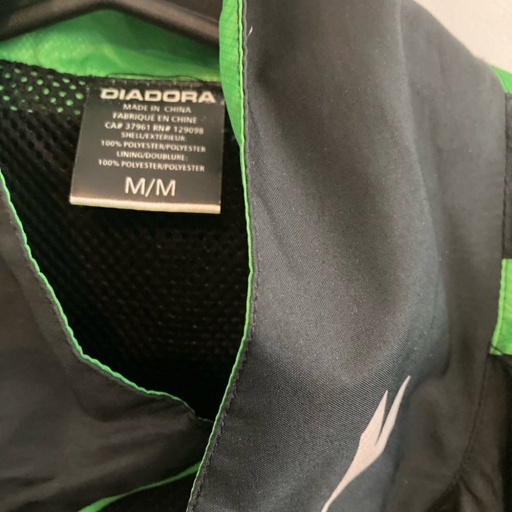 DIADORA Sz M Soccer Brand Unlined with Pockets Wind Breaker Jacket - Picture 4 of 6